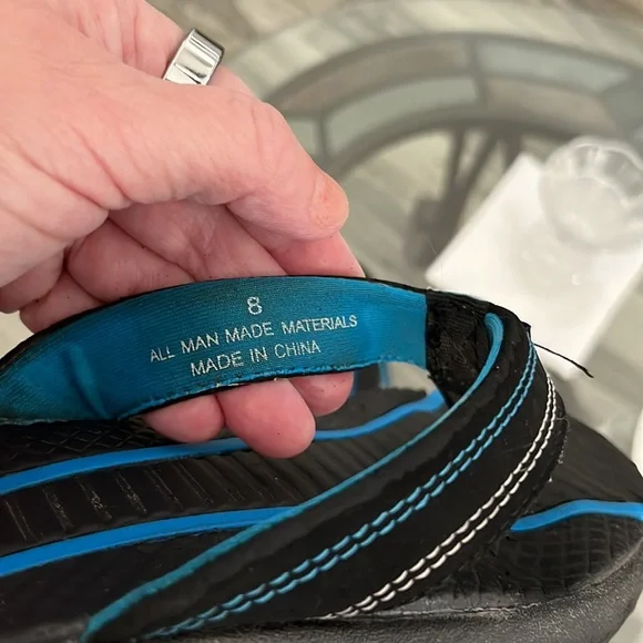 🩴SPEEDO FLIP FLOPS FOR WOMEN SIZE 8 CUSHIONED FOOT BED BLACK & BLUE GREAT COND. - Picture 9 of 9